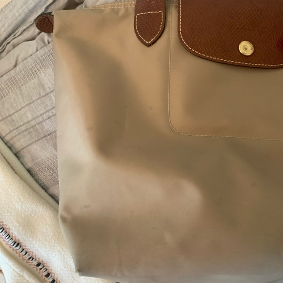 LongChamp purse - Picture 2 of 8